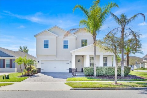 House in Winter Garden, Florida 4 bedrooms, 231.33 sq.m. № 1876179 - photo 1