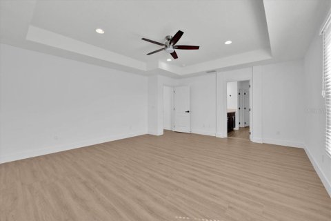 House in Winter Garden, Florida 4 bedrooms, 231.33 sq.m. № 1876179 - photo 22