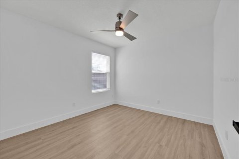 House in Winter Garden, Florida 4 bedrooms, 231.33 sq.m. № 1876179 - photo 20