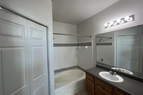 Condominio en alquiler en Orlando, Florida, 2 dormitorios, 102.84 m2 № 2109133 - foto 4