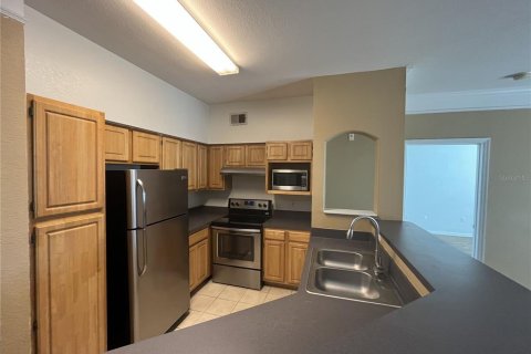 Condominio en alquiler en Orlando, Florida, 2 dormitorios, 102.84 m2 № 2109133 - foto 13