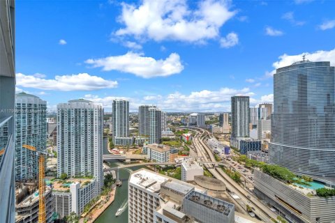 Купить кондоминиум в Майами, Флорида 1 спальня, 76.37м2, № 2055128 - фото 17