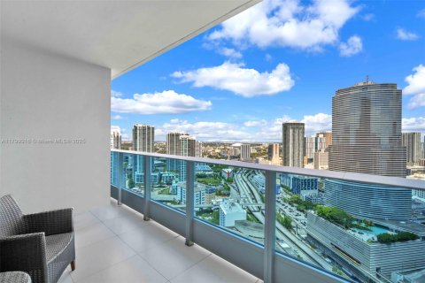 Купить кондоминиум в Майами, Флорида 1 спальня, 76.37м2, № 2055128 - фото 16