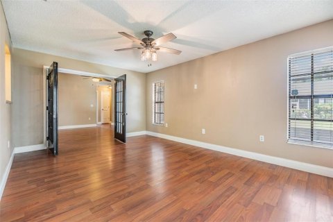 House in Zephyrhills, Florida 4 bedrooms, 202.25 sq.m. № 1690687 - photo 22
