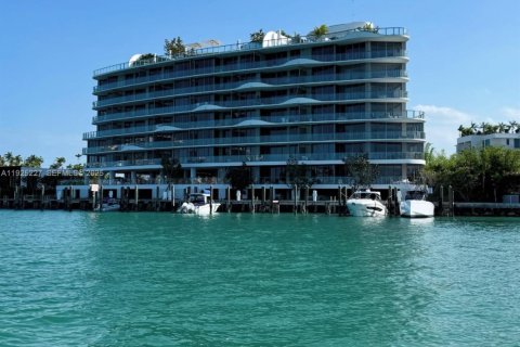 Снять в аренду кондоминиум в Бей-Харбор-Айлендс, Флорида 2 спальни, 195.93м2, № 1984120 - фото 11