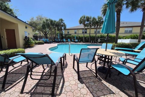 Touwnhouse à vendre à Saint Petersburg, Floride: 3 chambres, 124.95 m2 № 2127666 - photo 24