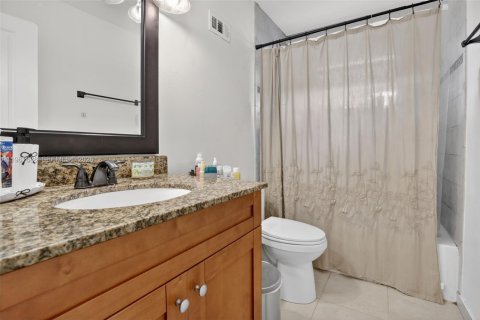 Casa en venta en Sunrise, Florida, 3 dormitorios, 130.06 m2 № 2026707 - foto 19