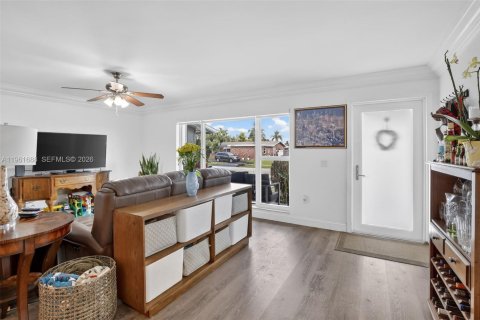 Casa en venta en Sunrise, Florida, 3 dormitorios, 130.06 m2 № 2026707 - foto 4