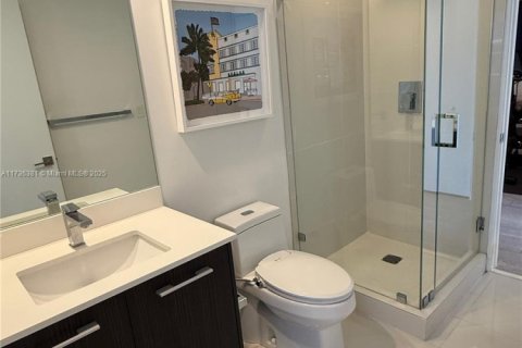 Condo in Miami, Florida, 2 bedrooms  № 1488755 - photo 12