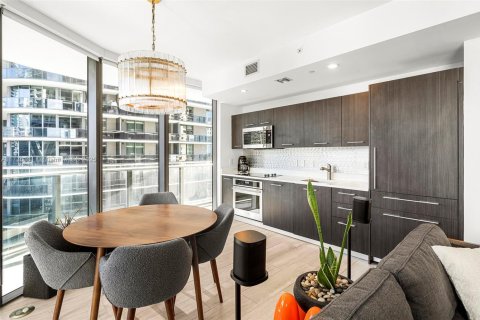 Condo in Miami, Florida, 2 bedrooms  № 1488755 - photo 4