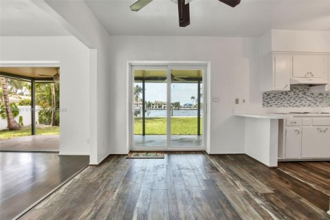 Casa en venta en Fort Lauderdale, Florida, 3 dormitorios № 1726862 - foto 15