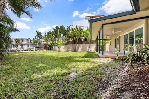 Casa en venta en Fort Lauderdale, Florida, 3 dormitorios № 1726862 - foto 29