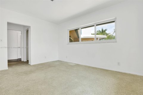 Casa en venta en Fort Lauderdale, Florida, 3 dormitorios № 1726862 - foto 12