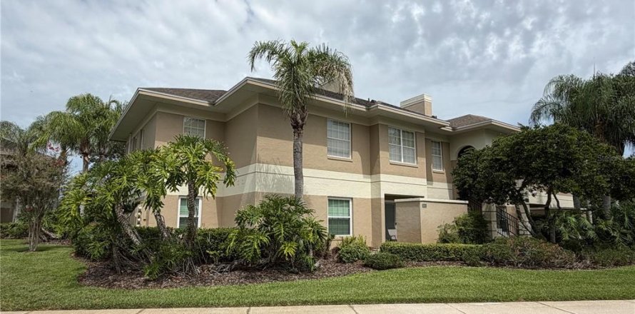 Condo in Winter Haven, Florida, 2 bedrooms № 2207713