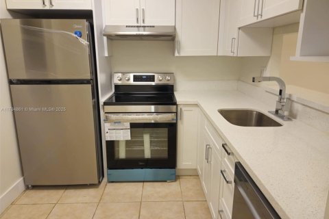 Copropriété à vendre à Lauderdale Lakes, Floride: 1 chambre, 63.55 m2 № 2035251 - photo 6