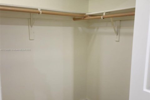 Copropriété à vendre à Lauderdale Lakes, Floride: 1 chambre, 63.55 m2 № 2035251 - photo 11