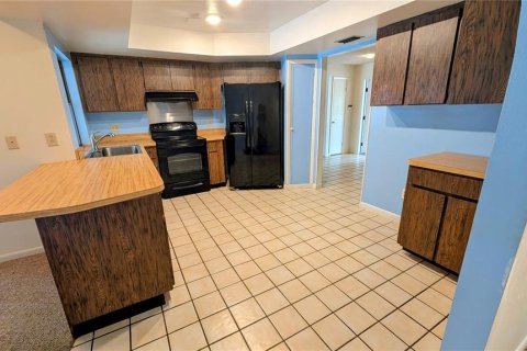 House in Land O' Lakes, Florida 4 bedrooms, 184.6 sq.m. № 1612636 - photo 16