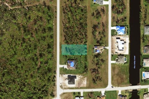 Terreno en Rotonda, Florida № 2239015