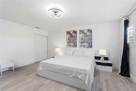 Villa ou maison à vendre à Orlando, Floride: 4 chambres, 237.83 m2 № 2236504 - photo 27