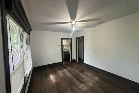 Villa ou maison à louer à Leesburg, Floride: 3 chambres, 92.9 m2 № 2413919 - photo 2