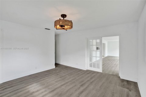 Casa en venta en Tamarac, Florida, 2 dormitorios, 147.44 m2 № 1990736 - foto 22