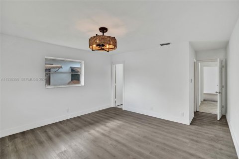 Casa en venta en Tamarac, Florida, 2 dormitorios, 147.44 m2 № 1990736 - foto 23