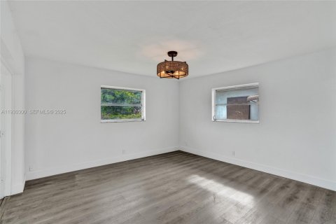 Casa en venta en Tamarac, Florida, 2 dormitorios, 147.44 m2 № 1990736 - foto 20