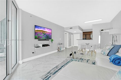 Снять в аренду кондоминиум в Майами, Флорида 1 спальня, 78.6м2, № 2005063 - фото 9