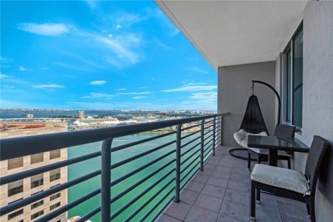 Снять в аренду кондоминиум в Майами, Флорида 1 спальня, 78.6м2, № 2005063 - фото 20