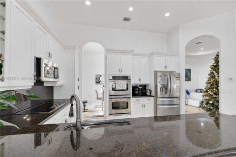 Casa en venta en Miramar, Florida, 4 dormitorios, 226.96 m2 № 1982720 - foto 23