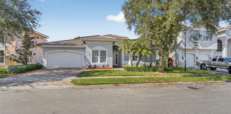 Casa en Miramar, Florida 4 dormitorios, 226.96 m2 № 1982720