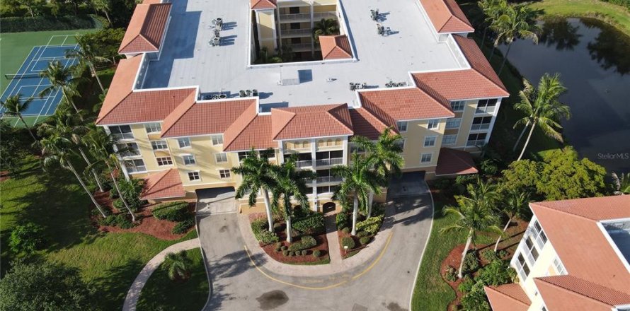 Condo à Punta Gorda, Floride, 3 chambres  № 2148635