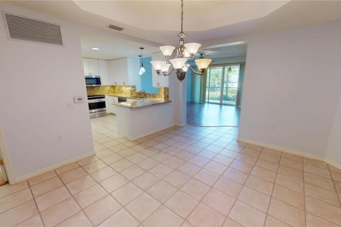 Copropriété à louer à Punta Gorda, Floride: 3 chambres, 139.17 m2 № 2148635 - photo 13