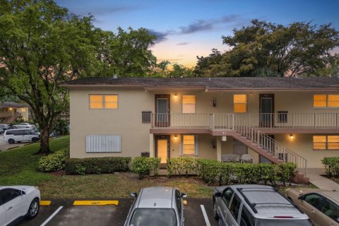 Condominio en venta en Margate, Florida, 2 dormitorios, 91.97 m2 № 2242527 - foto 3