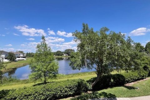 Condo in Orlando, Florida, 1 bedroom № 2214124 - photo 16