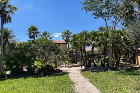 Condo in Orlando, Florida, 1 bedroom № 2214124 - photo 20