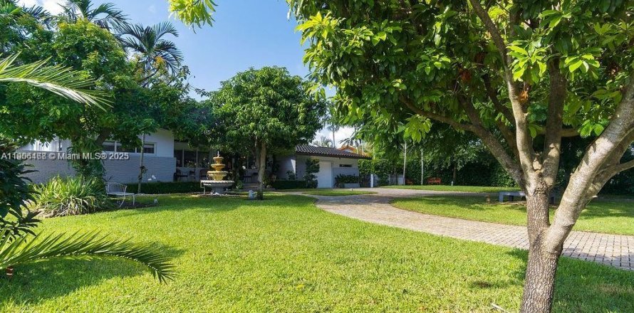 Дом в Майами-Шорс, Флорида 3 спальни, 203.55м2 № 1965791