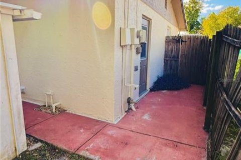Villa ou maison à louer à Port Richey, Floride: 2 chambres, 79.62 m2 № 2436983 - photo 29