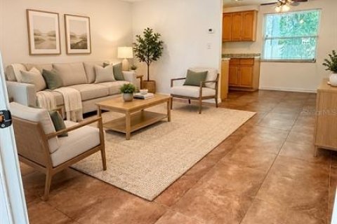 Villa ou maison à louer à Port Richey, Floride: 2 chambres, 79.62 m2 № 2436983 - photo 8
