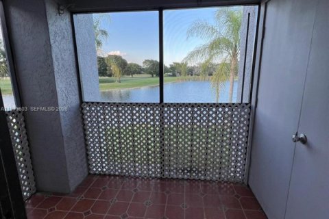 Снять в аренду кондоминиум в Майами, Флорида 1 спальня, 53.79м2, № 2038372 - фото 13