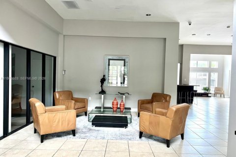 Снять в аренду кондоминиум в Майами, Флорида 1 спальня, 53.79м2, № 2038372 - фото 4