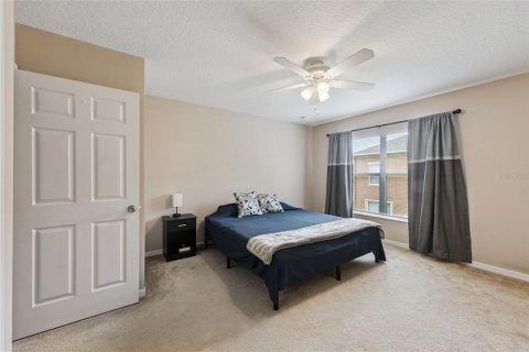 Townhouse in Oviedo, Florida 2 bedrooms, 124.86 sq.m. № 2238651 - photo 11