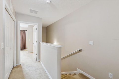 Townhouse in Oviedo, Florida 2 bedrooms, 124.86 sq.m. № 2238651 - photo 22