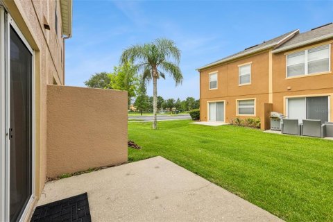 Townhouse in Oviedo, Florida 2 bedrooms, 124.86 sq.m. № 2238651 - photo 6