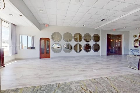 Condominio en venta en Miami, Florida, 2 dormitorios, 181.16 m2 № 1937866 - foto 27