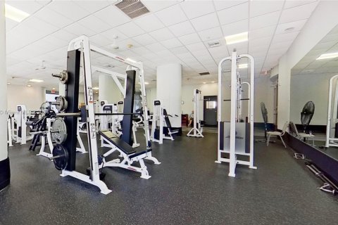 Copropriété à vendre à Miami, Floride: 2 chambres, 181.16 m2 № 1937866 - photo 20