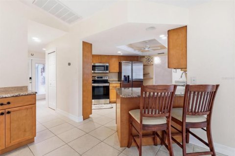 Casa en venta en Port Charlotte, Florida, 3 dormitorios, 163.69 m2 № 2220318 - foto 28