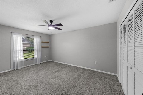 House in Eustis, Florida 3 bedrooms, 217.3 sq.m. № 1904094 - photo 17