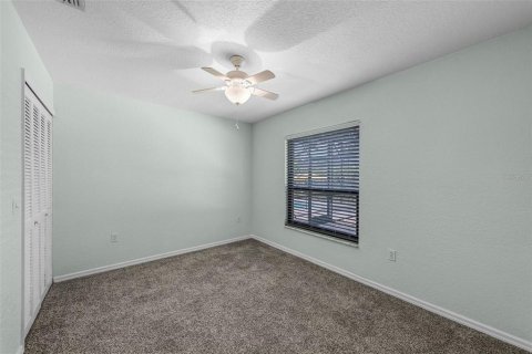 House in Eustis, Florida 3 bedrooms, 217.3 sq.m. № 1904094 - photo 20