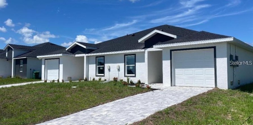 Apartment in Port Charlotte, Florida 3 bedrooms, 148.64 sq.m. № 1593215